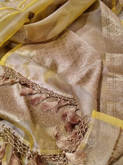 Handwoven dual shaded organza dupatta (mix of mustard and beige)